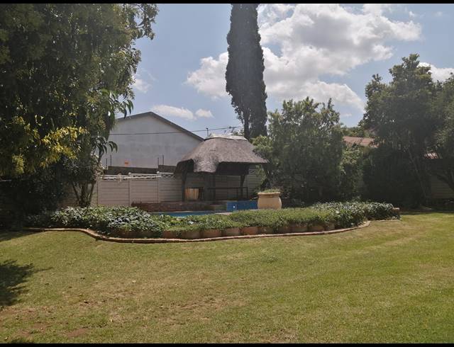 3 BEDROOM FREEHOLD RENTED IN MULBARTON
